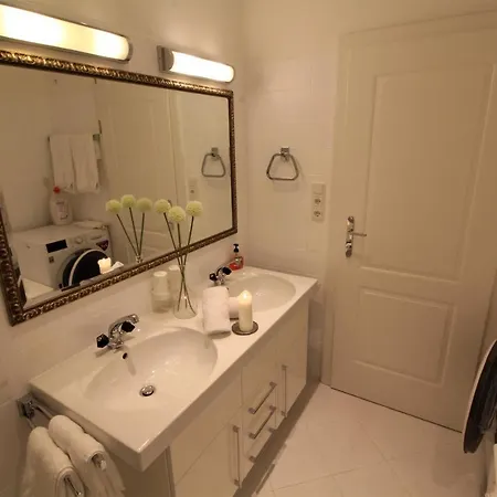 Weinberg By Managers Apartment